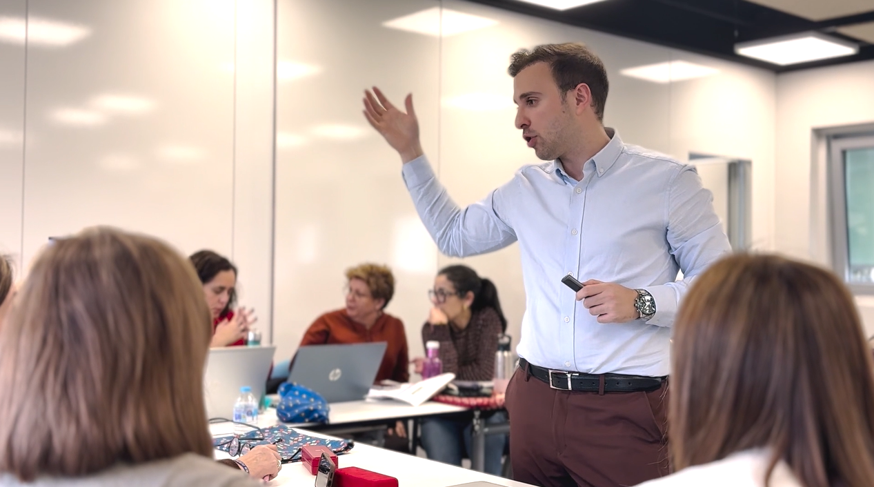 Lee más sobre el artículo Febrero 2026: Un mes de grandes alianzas y compromiso ético con la IA